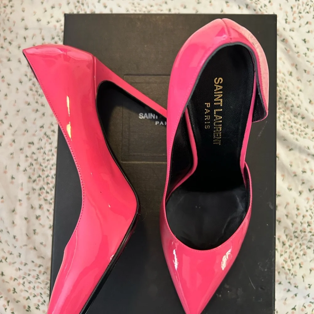 Saint Laurent Hot Pink Patent Leather Pointed Pumps - Picture 4 of 5